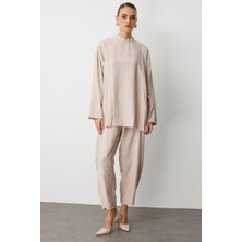 Mizalle Oversize Yüksek Yaka Modal Karışımlı Bej Rengi Tunik