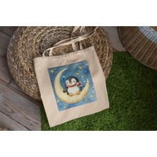 Ninastore Ay'da Oturan Penguen - Şirin Tote Çantalar, Tote Çanta, Kitap Çantası, Estetik Tote Çanta, Kitap Çantası, Alışveriş Çantası, Hediye Tote Çanta, Tote Çanta