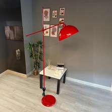 Bamyum Kırmızı Lambader Hareketli Başlık Modern Dekoratif Metal Oturma Odası Çalışma Odası Zemin Lambası
