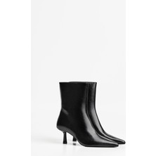 Duxal Shoes Kısa Sivri Topuklu Bot Siyah Deri Şık Tasarım 7 cm Topuk Yüksekliği
