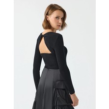 Unique Arkası Pencereli Triko