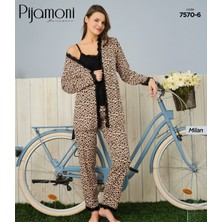 Pijamoni Milan Kumaşın Zarafeti, Sabahlığın Konforuyla Buluştu.” Evde Bile Şıklığından Ödün Verme Her Detayında Lüksü Hisset.