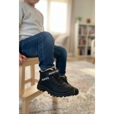 Diggo Çocuk Kışlık Kürklü Bot – Suya Dayanıklı, Kalın Taban, Rahat Günlük Ayakkabı