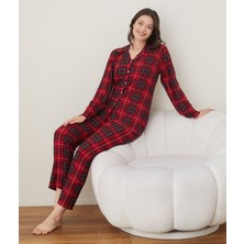 Boyraz Kırmızı Desenli Süet Düğmeli Pijama Takımı Zarif Rahatlık Sıcak ve Şıklık