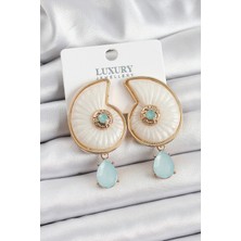 MCM Group Pirinç Sedef Deniz Kabuğu Figürlü Zirkon Taşlı Gold Renk Kadın Küpe - Lisinya