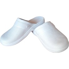 Kaydirmaz Beyaz Banyo Terlik