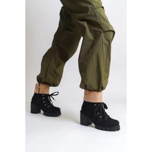 Joy Ayakkabı Emma Bağcıklı Fermuarlı Ortopedik Taban Topuklu Kürk Detaylı Süet Kadın Bot Sst - Siyah