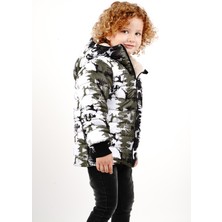 Erkek Çocuk Su ve Rüzgar Geçirmez Dijital Baskılı Içi Wersoftlu Kapşonlu Mont