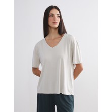 Soulife V Yaka Modal Karışımlı Oversize Kadın Tişört