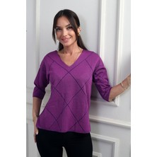 By Saygı Kadın V Yaka Baklava Desenli Yarım Kol Simli Bluz