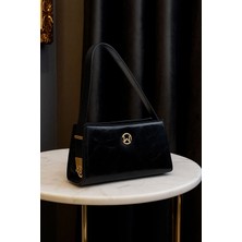 Zerva Queen Gold Detyalı Siyah Omuz Çantası