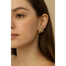 Sacce Scarves & Accessories Vintage Çizgili Üçgen Küpe – Gold ve Ekru Tonlarında