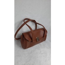 Kadın Kemer ve Toka Detaylı Günlük Şık El ve Omuz Çantası