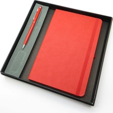 Signator® Codex | N101 Kişiye Özel Defterli Set - Isme Özel Kırmızı Kalem + Isme Özel Kırmızı Defter | Isme Özel Kutusunda Hediyelik Set