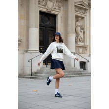 Amia&Co. Beyaz Bisiklet Yaka Şardonlu Baskılı Oversize Sweatshirt