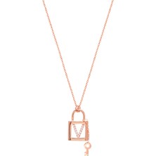 Emiliano Jewellery Anahtarlı V Harfi Gümüş Kolye