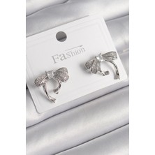 Skygo Pirinç Gümüş Renk Zirkon Taşlı Fiyonk Model Kadın Küpe - TJ-BKP10000