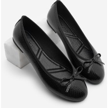 Marjin Kadın Günlük Babet Yuvarlak Burun Balerin Babet Adusa Siyah Yılan