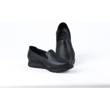 Castle Black 7024 Kadın Günlük Hakiki Deri Ortopedik Ayakkabı