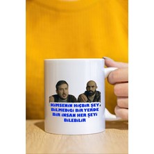 Beyaz Kupa Gibi Kimsenin Bir Şey Bilmediği