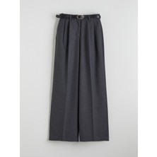 Lc Waikiki Yeni Sezon Beli Kemerli Loose Fit Kadın Pileli Pantolon