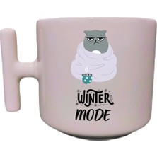 Kedili Winter Mode Yazılı Krem Rengi Eğlenceli Esprili Özel Tasarım T Kupa Bardak Latte Bardağı