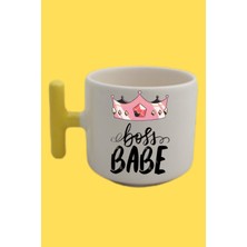 Sarı T Kulp Boss Babe Temalı Nescafe Latte Fincanı