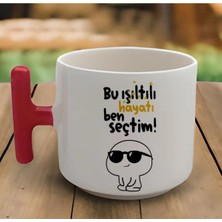 Kırmızı T Kulp Bu Işıltılı Hayatı Seçtim Tasarımlı Latte Fincan Modeli