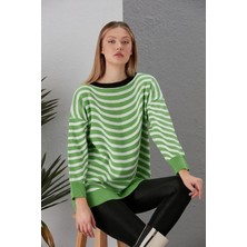 Alışveriş Sokağı Bisiklet Yaka Oversize Beyaz Çizgili Pembe Triko Kazak