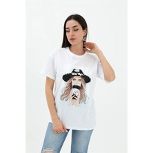 Isawella Bisiklet Yaka Kovboy Şapkalı Süprem T-Shirt - Beyaz
