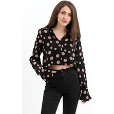 Isawella Omuzları Vatkalı Kolları Volanlı Puantiyeli Saten Gömlek - Siyah-Camel