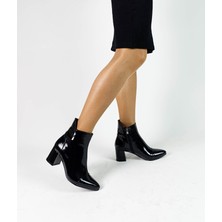 Gdt Ayakkabı Hakiki Deri Siyah Rugan Fermuarlı Kalın Topuk Kadın Bot