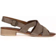 Bueno Shoes Kum Alf Süet Kadın Az Topuklu Sandalet 01WE2702 01WE2702