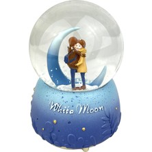 Bıyıklı Tobacco White Moon - Beyaz Ay Işıklı ve Müzikli Kar Küresi
