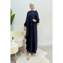 Tesettür Diyarı Krep Kumaş Yakası Inci Detaylı Levanur Elbise- Lacivert