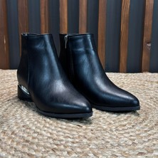 Mey Ayakkabı Yuvarlak Topuk Düz Siyah Bot M4554