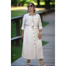 Yagmur Beren  Boydan Düğmeli Kuşaklı Çift Göğüs Cepli Katlamalı Kol Detaylı Cupro Kumaş Büyük Beden Elbise