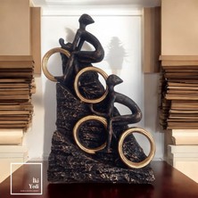 İki Yedi Konsept Santhi 77-2 Dağa Tırmanan Bisikletçiler Anlamlı Dekor Insan Figürleri Objeler Ev Dekorasyonu Ofis