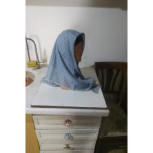 Güzel Kaman Locella Esarp Zemin Mavi Pembeli Mini Desenli 1 Adet Kaliteli Terletmez Kaymaz Şık