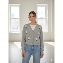 Butik Papatya Desenli Hırka