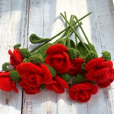 El Örgüsü Kırmızı Gül Çiçek (3 Adet + Ambalaj)