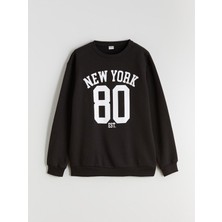 Lc Waikiki Yeni Sezon Bisiklet Yaka New York Baskılı Erkek Çocuk Sweatshirt