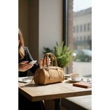 Oggo Hakiki Deri Nude Kadın El ve Omuz Çantası | Süet Dokulu Şık Günlük Model