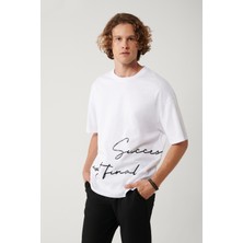 AVVA Erkek Beyaz %100 Pamuk Bisiklet Yaka Baskılı Oversize Fit T-Shirt A41Y1038