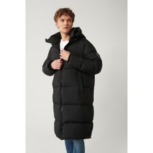 AVVA Erkek Siyah Kaz Tüyü Dolgulu Kapüşonlu Uzun Kaban A32Y6021