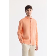 AVVA Erkek Turuncu Düğmeli Yaka %100 Keten Comfort Fit Gömlek B002191