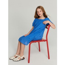 Lc Waikiki Yeni Sezon Kare Yaka Fisto Detaylı Kız Çocuk Elbise