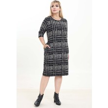 Modayız Çift Cepli Desenli Esnek Kışlık Büyük Beden Midi Elbise 17D-2746