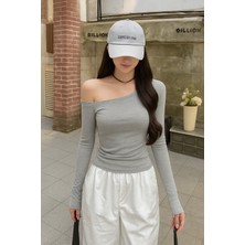 Tarz Cool Gri Kadın Düşük Omuz Kayık Yaka Dar/slim Uzun Kollu T-Shirt