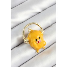 Dktt 3D Kulaklıklı Sarı Civciv Figürlü Gold Renk Kadın Broş - TJ-BR446